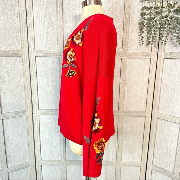 INC Femme Embroidered Flowers Rayon Blend Bell-Sleeve Top Sweater Plus Size 1X - Picture 7 of 11